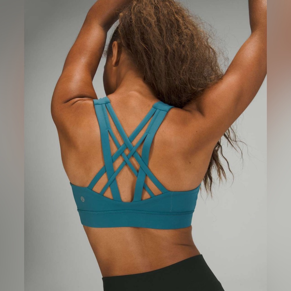 Lululemon Free To Be Elevated Bra